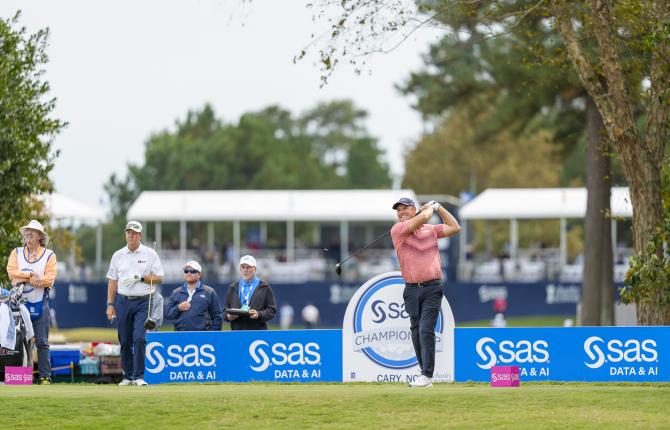Golfer takes a swing at the annual SAS Championship, benefiting YMCA school programs